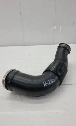 Audi Q7 4L Air intake hose/pipe 4L0129628D