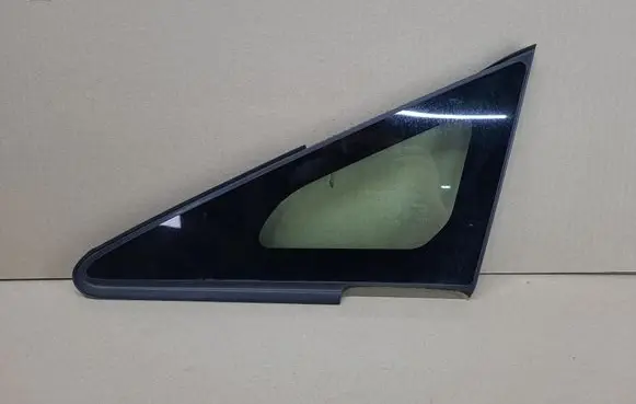 Toyota Prius+ (ZVW40) Rear side window 