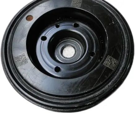 Audi Q3 F3 Crankshaft pulley 06H105243M