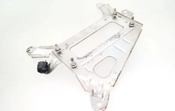 Alfa Romeo Giulietta Engine control unit holder 