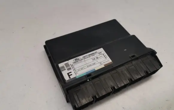 Ford Focus Comfort/convenience module 1S7T15K600FC