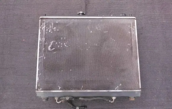 Coolant radiator