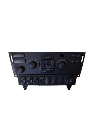 Volvo XC70 Engine control unit/module 8691740