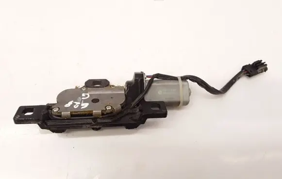 BMW 5 E60 E61 Tailgate boot lock/latch motor 489051060 US7129931