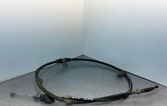 Mitsubishi Outlander Handbrake/parking brake wiring cable 