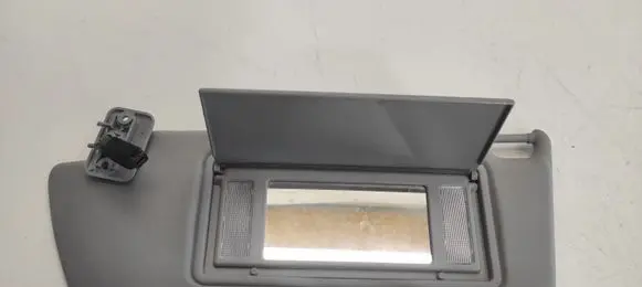 Sun visor