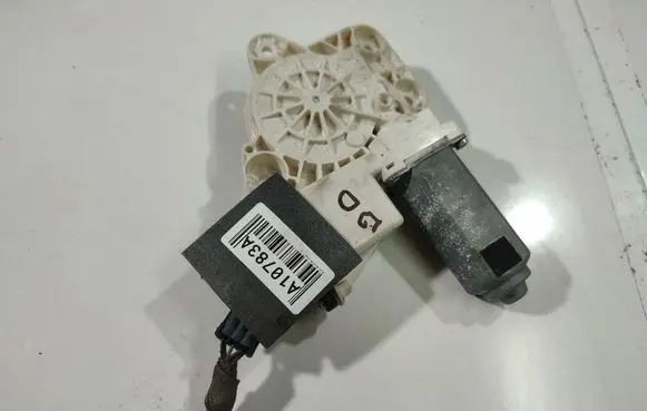 Opel Signum Rear door window regulator motor 106365104