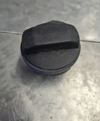 Volkswagen Polo III 6N 6N2 6NF Fuel tank filler cap 1J0201553Q