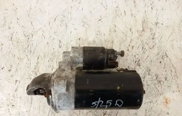 BMW 5 E39 Starter motor 7785691 0001109200