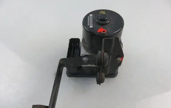 Ford Focus ABS Pump 28560004033 100960012723 8M512C405AA