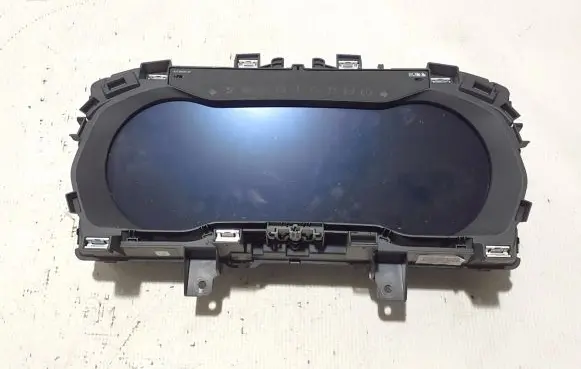 Volkswagen PASSAT B8 Speedometer (instrument cluster)