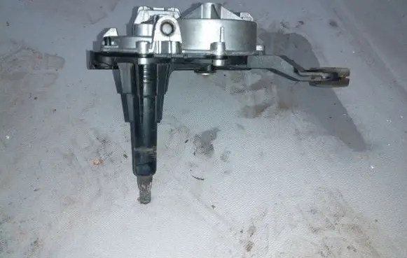 Renault Captur Rear window wiper motor