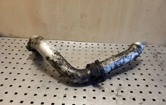 Volvo S70 V70 V70 XC Intercooler hose/pipe 9186477