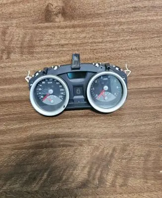 Renault Megane II Speedometer (instrument cluster) 8200306538 35110419