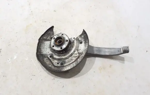 Volvo XC90 Front wheel hub 32298139