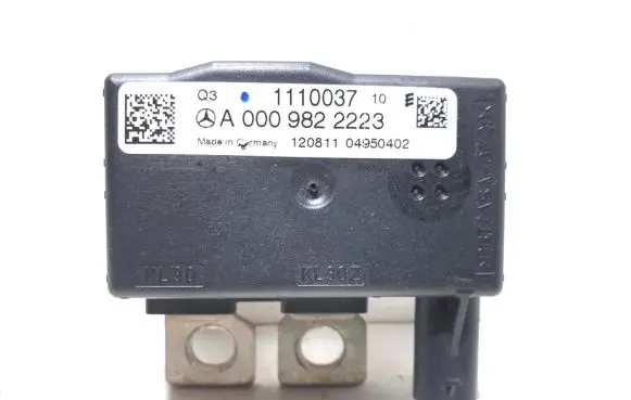Mercedes-Benz E W212 Other relay A00098222231110037