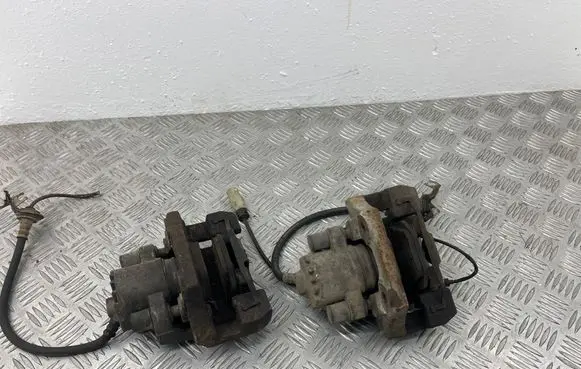 Rear brake caliper
