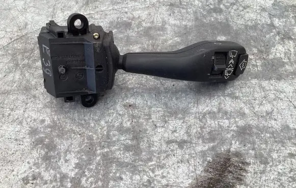 BMW 5 E39 Wiper control stalk 8375407 01204010