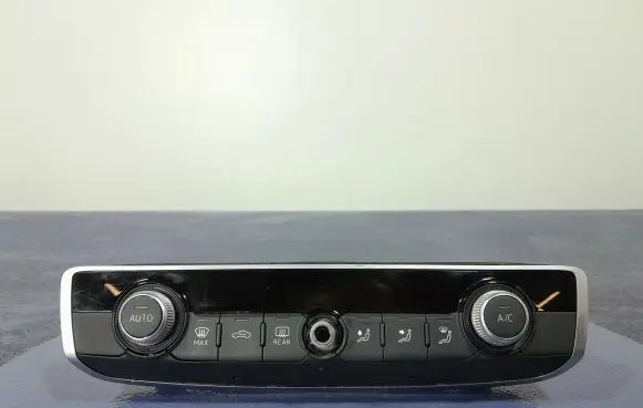 Audi Q2 - Climate control unit 8V0820043AJ