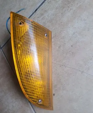 BMW 7 E23 Front indicator light 1361049 1361051