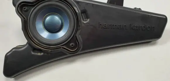 Mercedes-Benz R W251 Panel speaker A2518200302