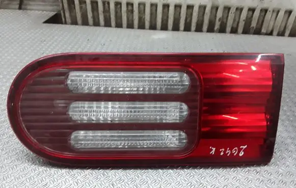 Nissan Prairie Tailgate rear/tail lights