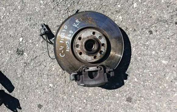 Citroen C4 II Picasso Front wheel hub