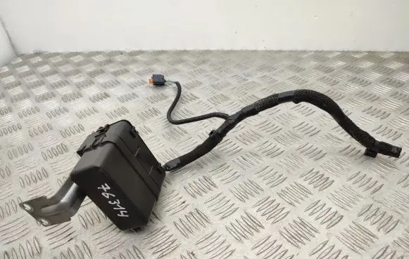 Renault Kadjar Fuse module 24382AD100