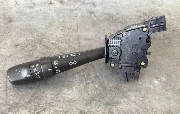 Cadillac CTS Indicator stalk Gm1999307 3038CA