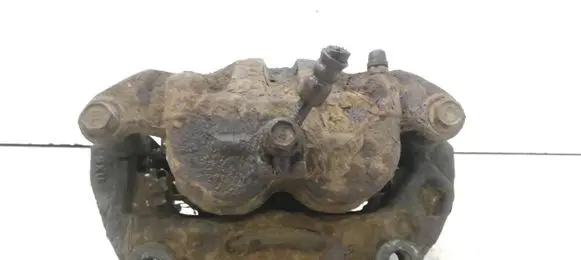 Nissan Pathfinder R51 Front brake caliper
