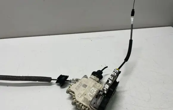 Audi A6 S6 C7 4G Front door lock 8J1837016C