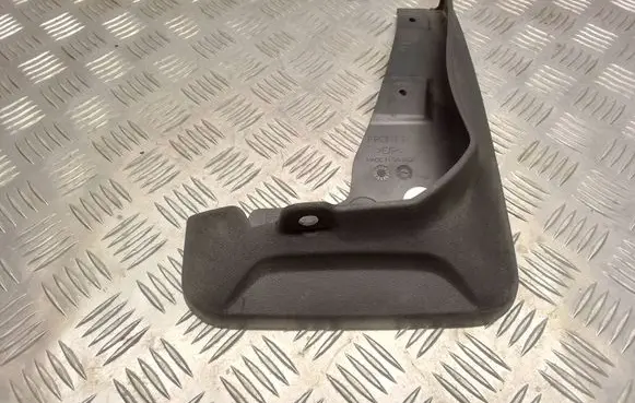 Toyota RAV 4 (XA40) Front mudguard 76621YY080A
