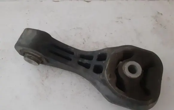 Honda Insight Gearbox mount AV97466HG