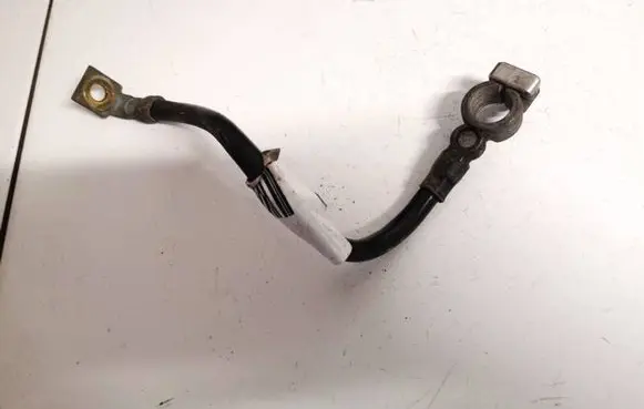 Seat Ibiza IV (6J,6P) Positive cable (battery)