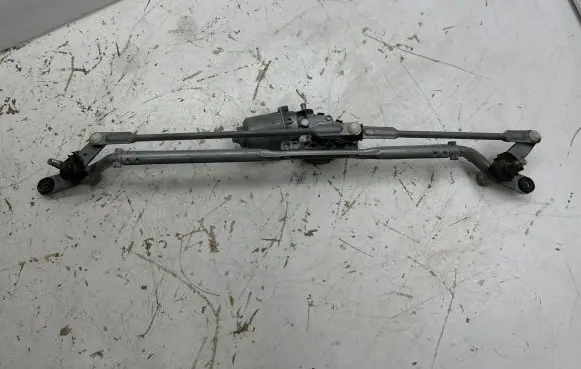 Mini One - Cooper F56 F55 Front wiper linkage and motor 7301042 AV1590605951