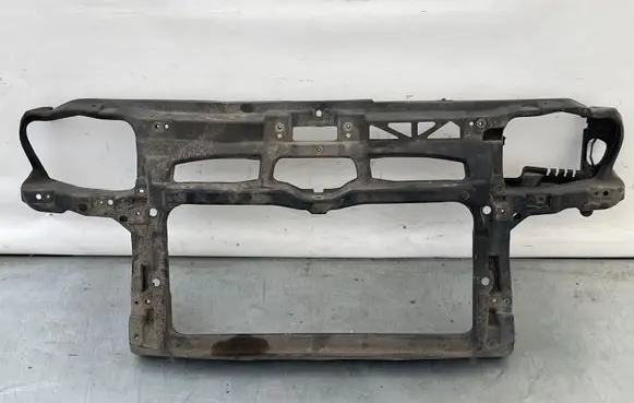 Volkswagen Golf IV Radiator support slam panel