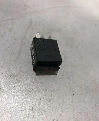 Volkswagen PASSAT B6 Other relay 7M0951253C