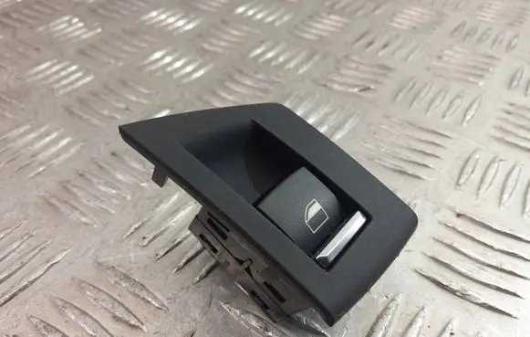 BMW 5 F10 F11 Electric window control switch 9163527