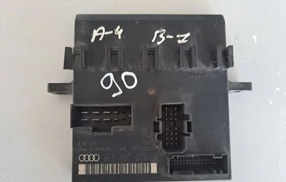 Audi A4 S4 B6 8E 8H Comfort/convenience module 8E0907279J