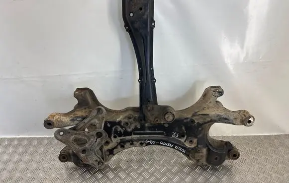 Toyota Avensis T250 Front subframe 