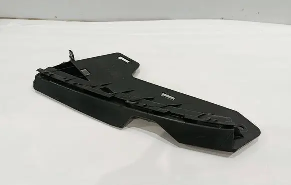 Volvo XC70 Front bumper mounting bracket 30796387