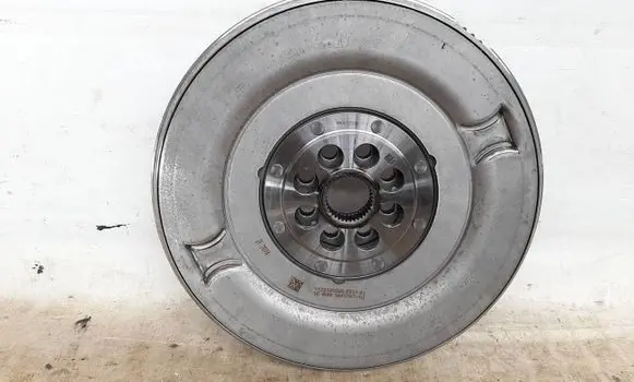 BMW X5 G05 Dual mass flywheel 5A47767 24005A47767