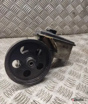 Ford Mondeo Mk III Power steering pump 1s7c3r700ac