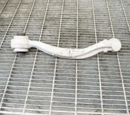 Mercedes-Benz E A207 Front lower control arm/wishbone A20446