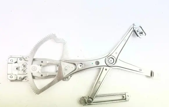 Mercedes-Benz E W210 Front door manual window regulator 3028262 A2107201246