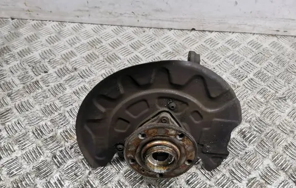Volkswagen T-Roc Front wheel hub