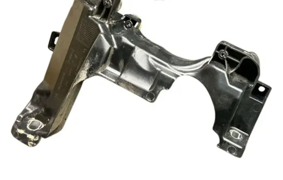 Peugeot 5008 Other engine bay part 9688453180