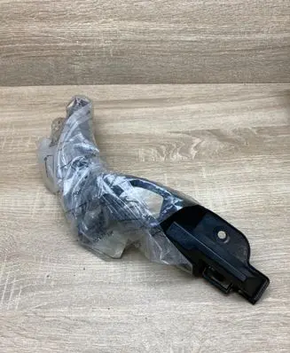 Volkswagen e-Up Front bumper mounting bracket 1S6807394D