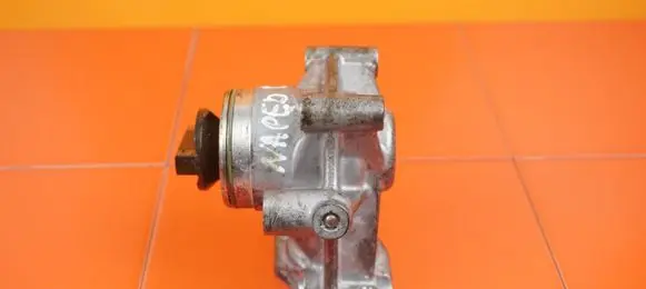BMW 1 F20 F21 Fuel injection (other) 7607120 18MB57