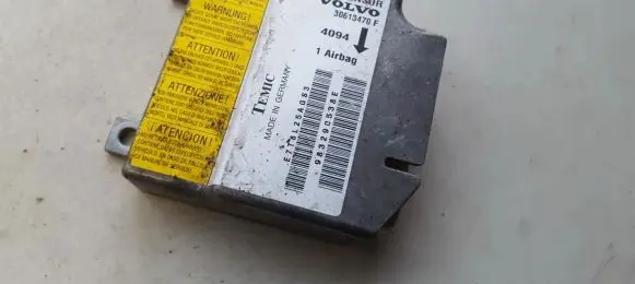 Volvo S40, V40 Airbag control unit/module 30613470f